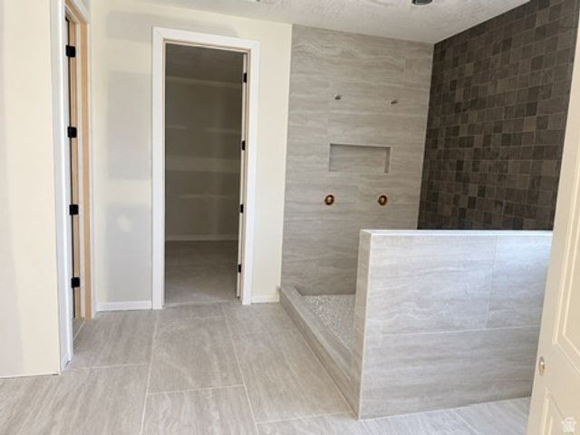 743 W SARA DR, Saratoga Springs, UT 84045