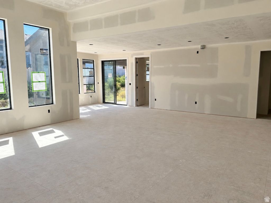 743 W SARA DR, Saratoga Springs, UT 84045 — photo 5