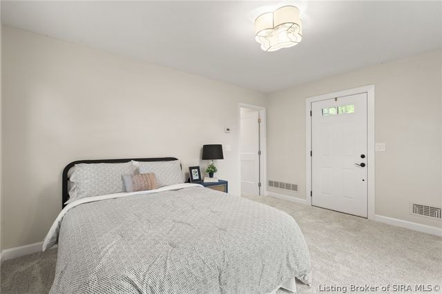3884 Paoli Pike, Floyds Knobs, IN 47119