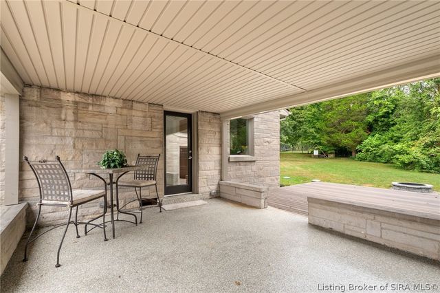 3884 Paoli Pike, Floyds Knobs, IN 47119