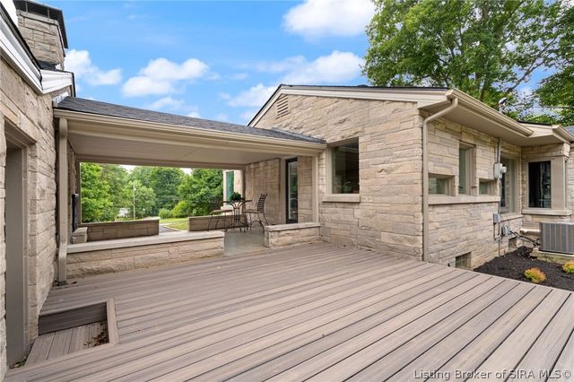 3884 Paoli Pike, Floyds Knobs, IN 47119