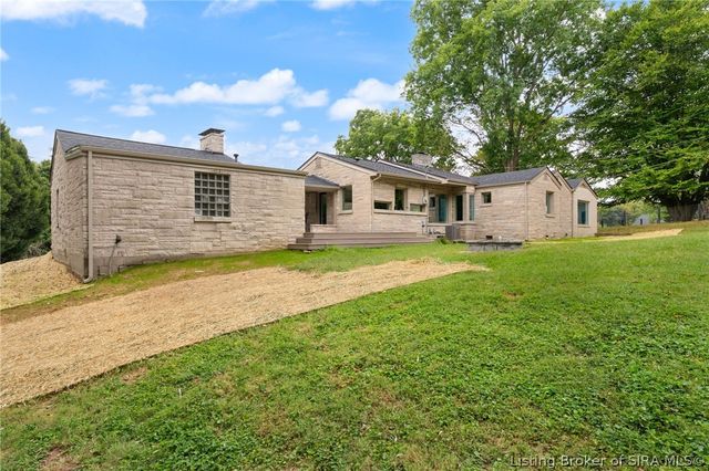 3884 Paoli Pike, Floyds Knobs, IN 47119