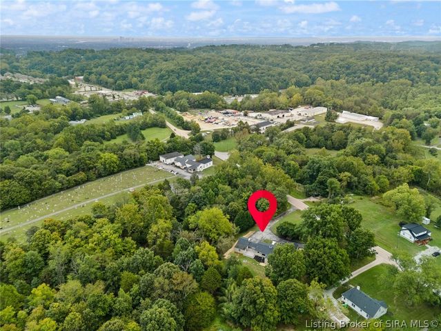 3884 Paoli Pike, Floyds Knobs, IN 47119