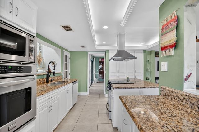 1367 CAMPBELL STREET, Orlando, FL 32806