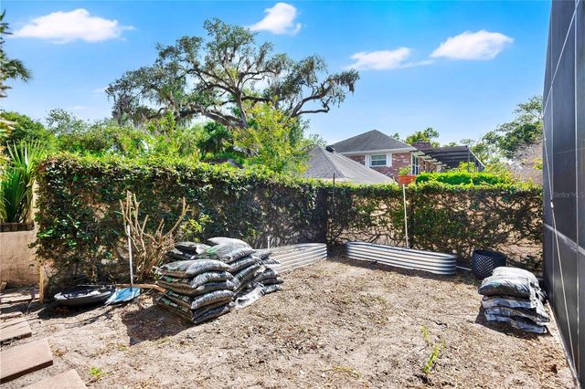 1367 CAMPBELL STREET, Orlando, FL 32806