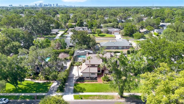 1367 CAMPBELL STREET, Orlando, FL 32806