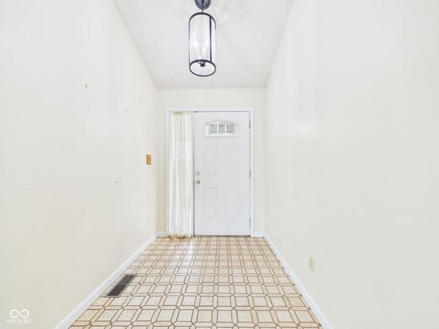 1430 S 300 E, Anderson, IN 46017