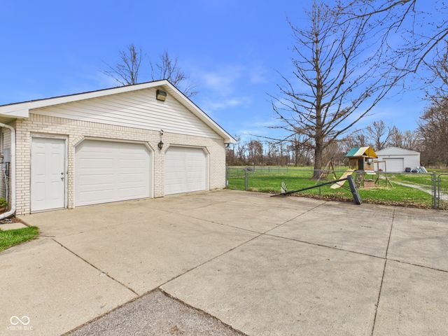 1430 S 300 E, Anderson, IN 46017