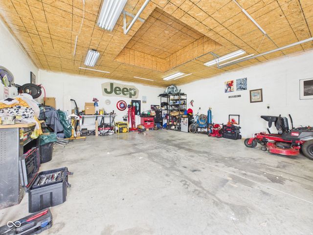 1430 S 300 E, Anderson, IN 46017