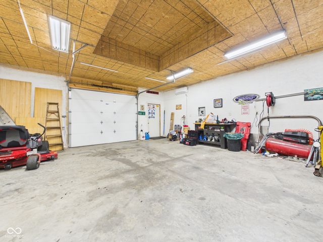 1430 S 300 E, Anderson, IN 46017