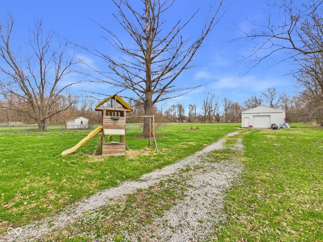 1430 S 300 E, Anderson, IN 46017