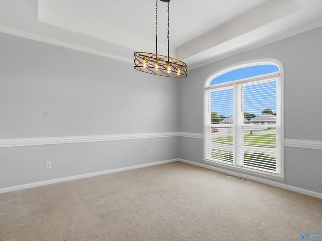 275 Natchez Trail, Huntsville, AL 35806