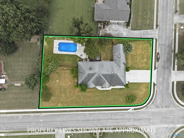 275 Natchez Trail, Huntsville, AL 35806