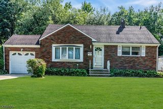 46 Parkview Dr, Hazlet Twp., NJ 07730