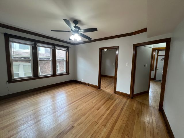 3214 W 66th Place 1W, Chicago, IL 60629