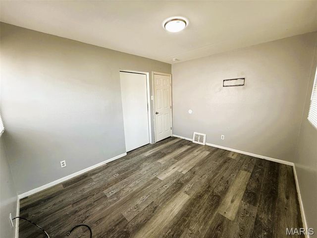 323 Shepley Drive, Unincorporated, MO 63137