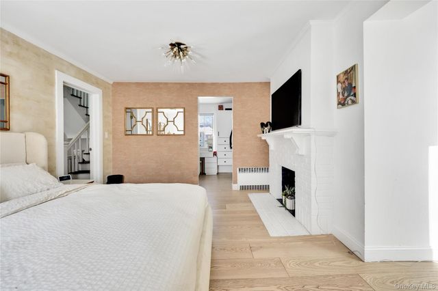 288 Leroy Avenue, Cedarhurst, NY 11516