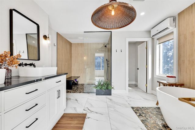 288 Leroy Avenue, Cedarhurst, NY 11516