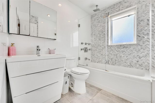 288 Leroy Avenue, Cedarhurst, NY 11516