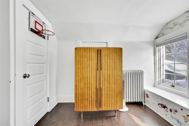 288 Leroy Avenue, Cedarhurst, NY 11516