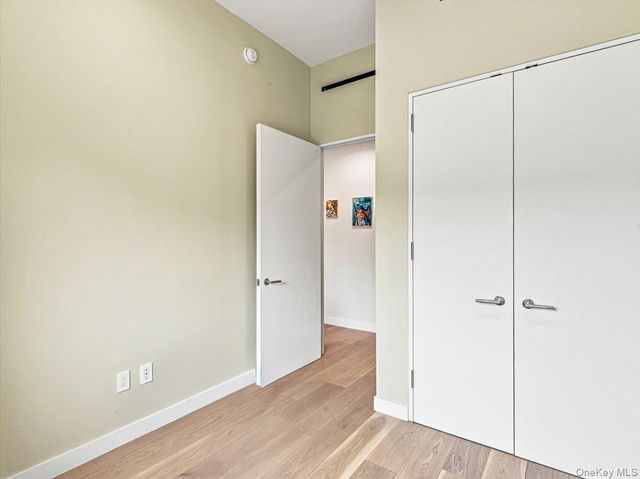2121 31st Street 2C, Astoria, NY 11105