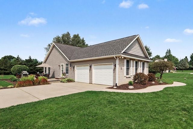 7633 N 26th Street, Richland Twp, MI 49004