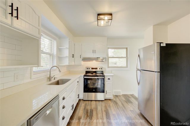 6900 Larsh Drive, Denver, CO 80221