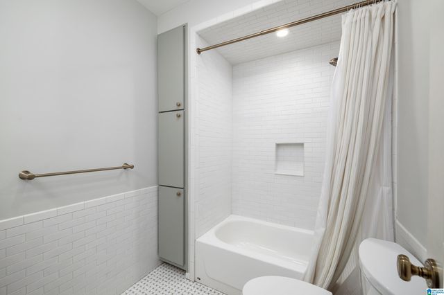 5108 8TH TERRACE S, Birmingham, AL 35212