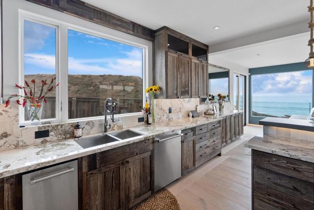 275 Davenport Landing Road, Davenport, CA 95017