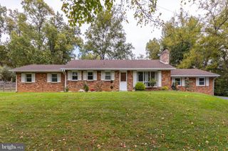 411 REST CHURCH RD, Winchester, VA 22603