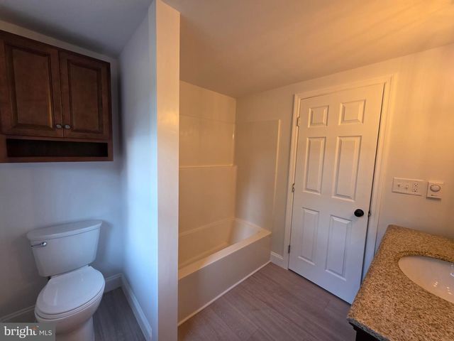 5 DENSE OAK LN, Berkeley Springs, WV 25411