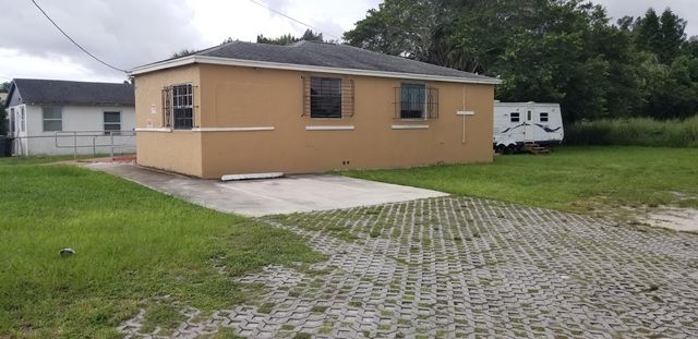 1607 Avenue, Fort Pierce, FL 34950