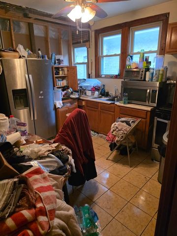 9250 S Ada Street, Chicago, IL 60620