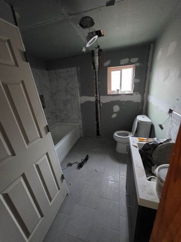 9250 S Ada Street, Chicago, IL 60620