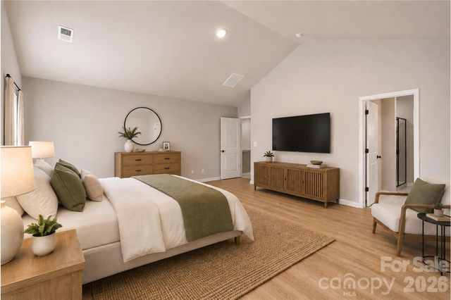 8925 Sawyer Run Court, Charlotte, NC 28215