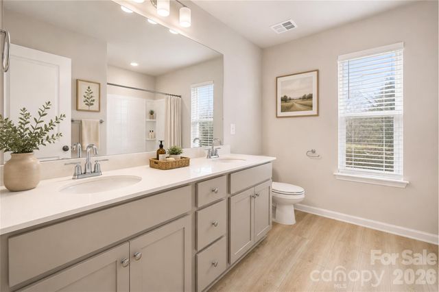 8925 Sawyer Run Court, Charlotte, NC 28215