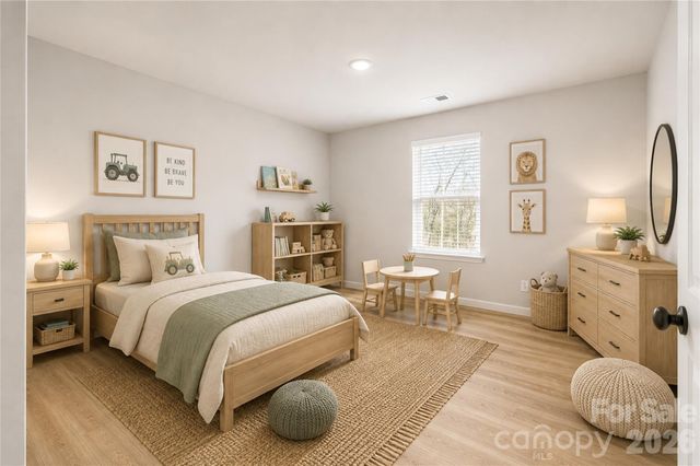 8925 Sawyer Run Court, Charlotte, NC 28215