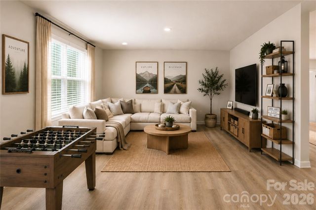 8925 Sawyer Run Court, Charlotte, NC 28215