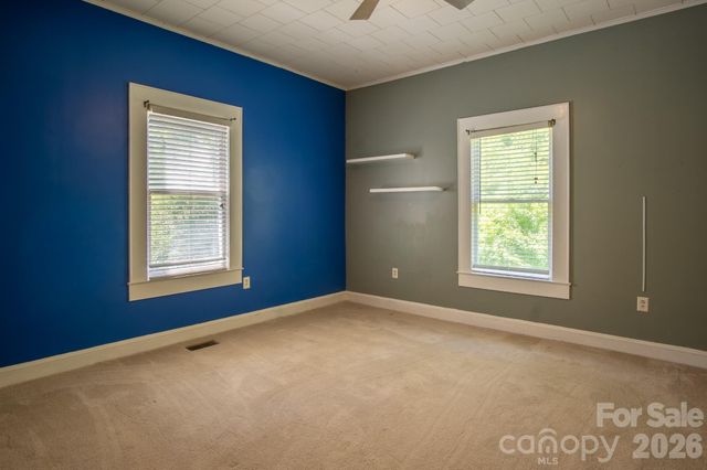 638 W MAIN Extension, Lincolnton, NC 28092
