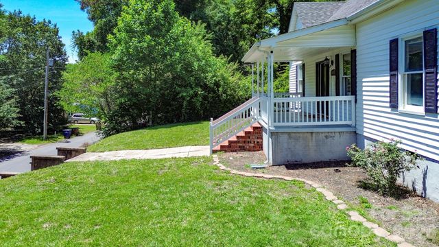 638 W MAIN Extension, Lincolnton, NC 28092