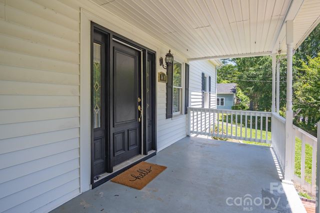 638 W MAIN Extension, Lincolnton, NC 28092