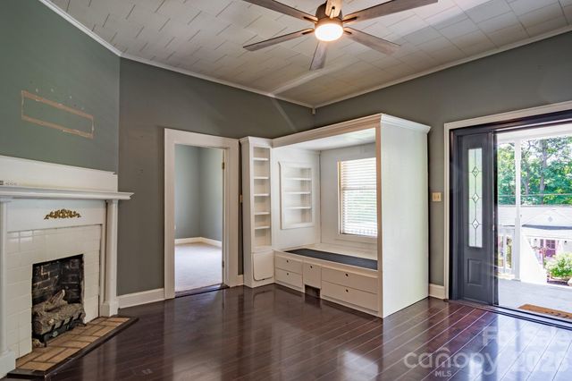 638 W MAIN Extension, Lincolnton, NC 28092