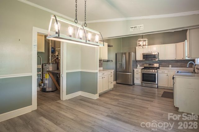 638 W MAIN Extension, Lincolnton, NC 28092