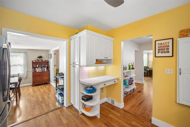 6111 Forest Avenue, Des Moines, IA 50311