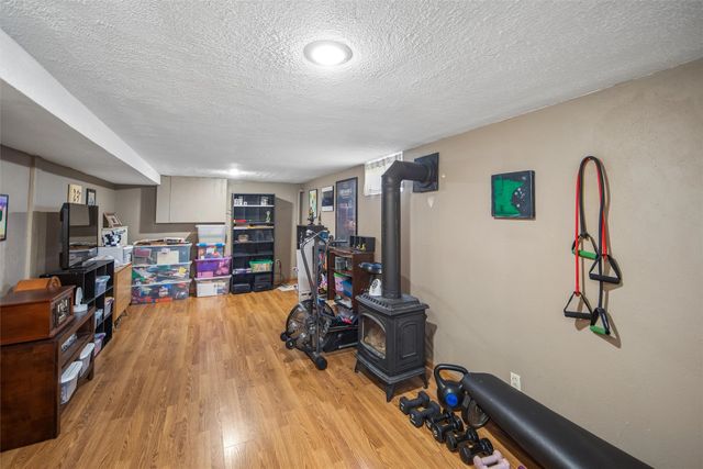 6111 Forest Avenue, Des Moines, IA 50311