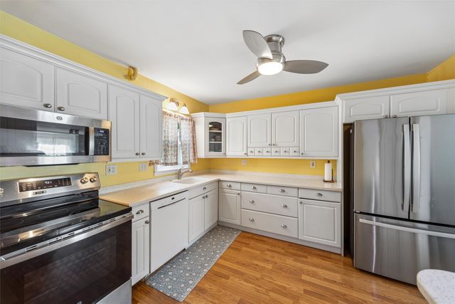 6111 Forest Avenue, Des Moines, IA 50311