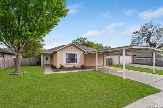 9238 Bowen Dr, San Antonio, TX 78250
