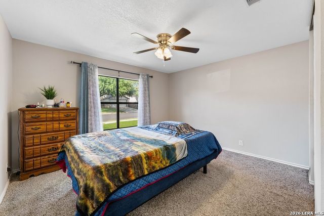 9238 Bowen Dr, San Antonio, TX 78250