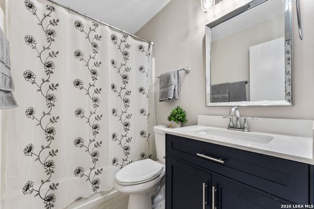 9238 Bowen Dr, San Antonio, TX 78250