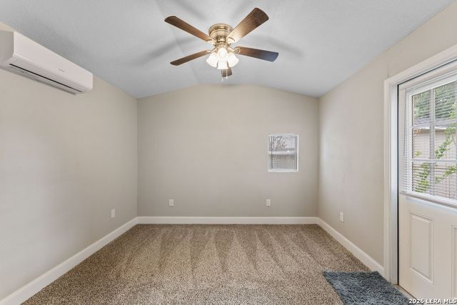 9238 Bowen Dr, San Antonio, TX 78250